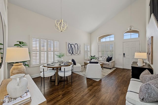 10102 E OLLA Avenue, Mesa, AZ 85212
