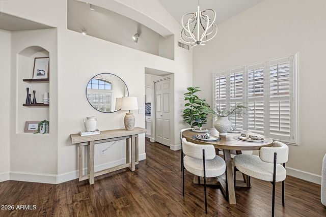 10102 E OLLA Avenue, Mesa, AZ 85212