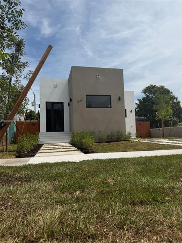 1860 NW 48th St, Miami, FL 33142