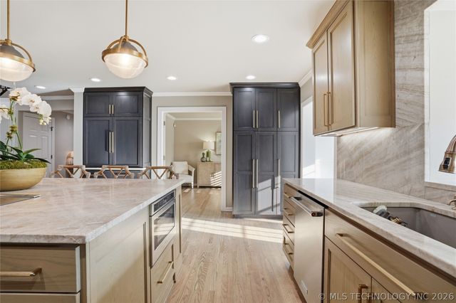 5818 E 101st Place, Tulsa, OK 74137