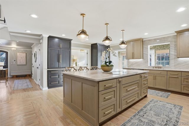 5818 E 101st Place, Tulsa, OK 74137