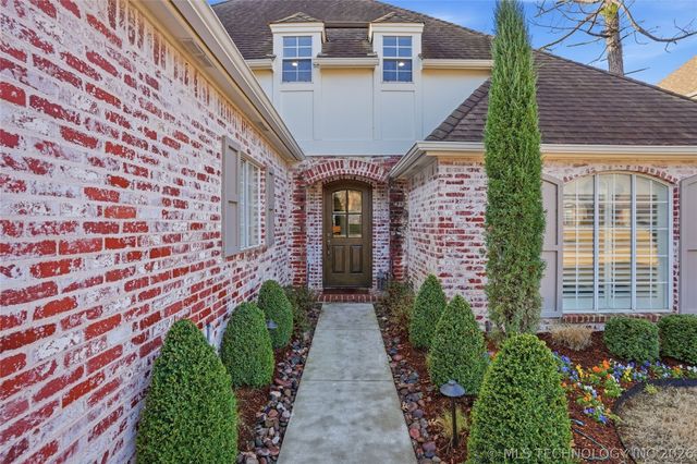 5818 E 101st Place, Tulsa, OK 74137