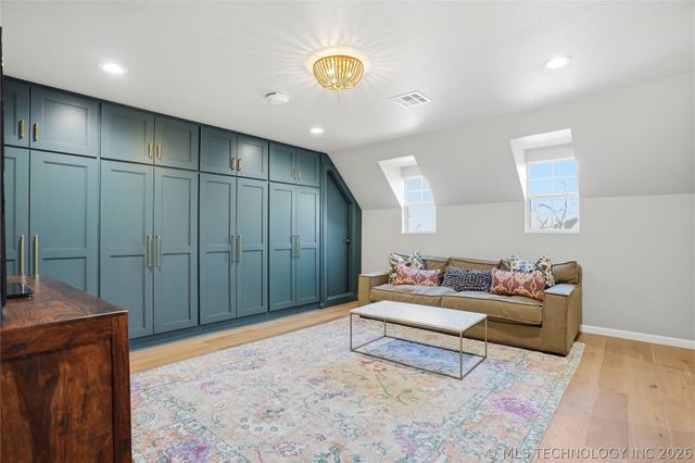 5818 E 101st Place, Tulsa, OK 74137