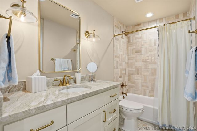 5818 E 101st Place, Tulsa, OK 74137