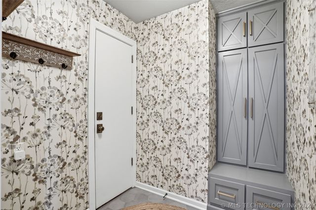 5818 E 101st Place, Tulsa, OK 74137