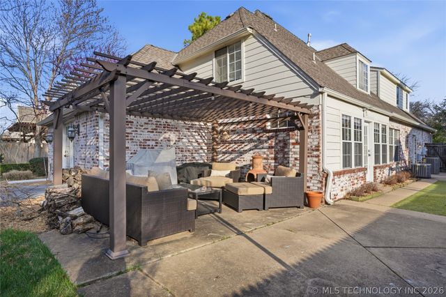 5818 E 101st Place, Tulsa, OK 74137