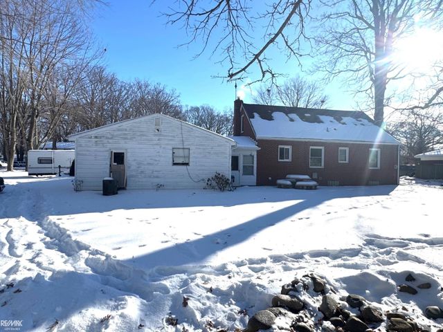 1674 Georgia Avenue, Marysville, MI 48040