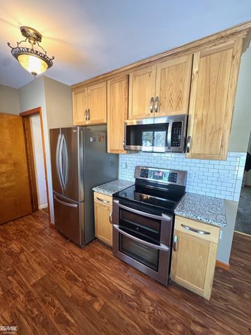 1674 Georgia Avenue, Marysville, MI 48040