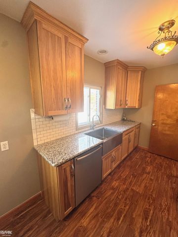 1674 Georgia Avenue, Marysville, MI 48040