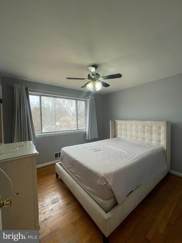 7206 SHEFFIELD DR, Temple Hills, MD 20748