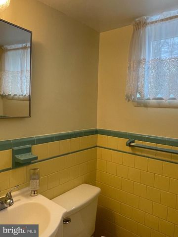 7206 SHEFFIELD DR, Temple Hills, MD 20748