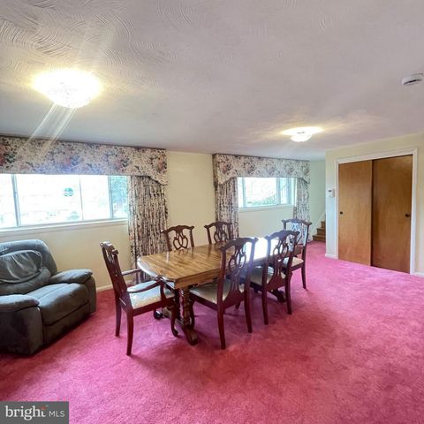 7206 SHEFFIELD DR, Temple Hills, MD 20748