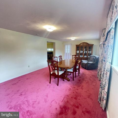 7206 SHEFFIELD DR, Temple Hills, MD 20748