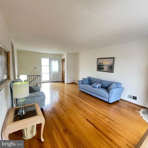 7206 SHEFFIELD DR, Temple Hills, MD 20748