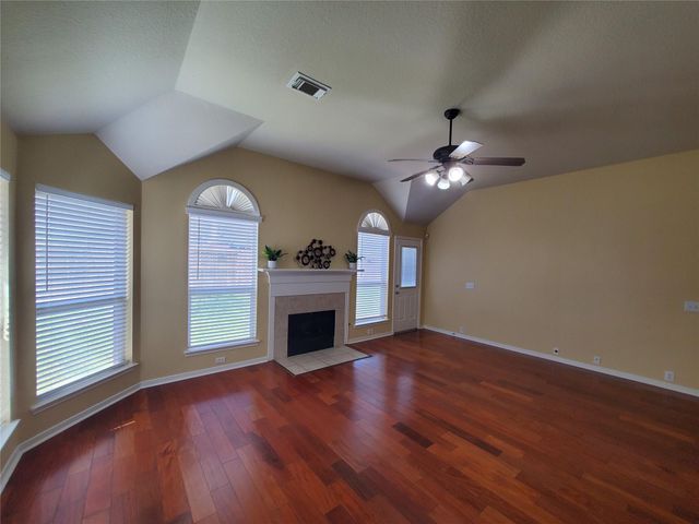 2502 Suncreek Lane, Pearland, TX 77584