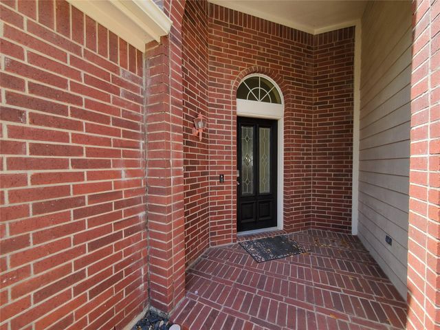 2502 Suncreek Lane, Pearland, TX 77584