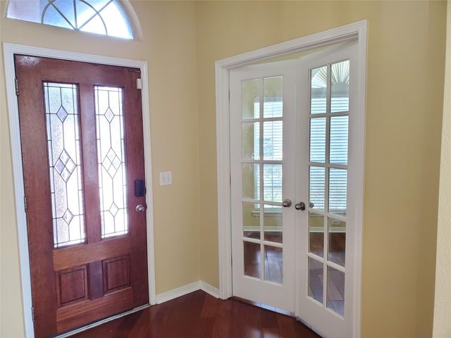 2502 Suncreek Lane, Pearland, TX 77584