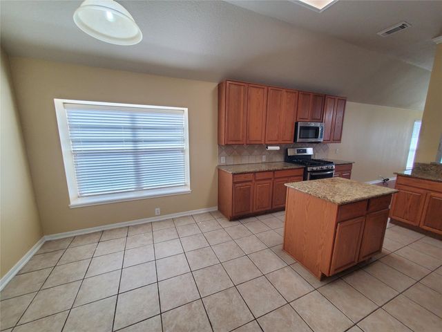 2502 Suncreek Lane, Pearland, TX 77584
