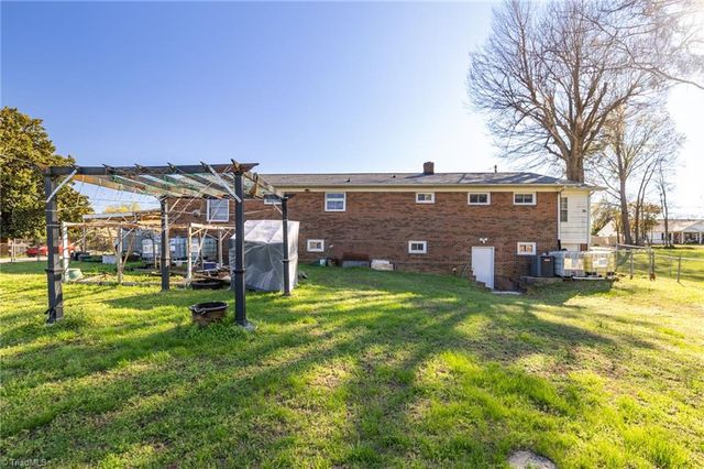 4405 knollwood Drive, Archdale, NC 27263