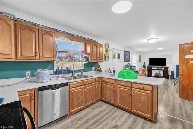 4405 knollwood Drive, Archdale, NC 27263