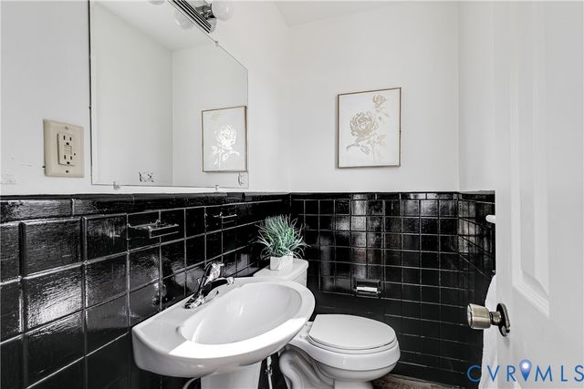 4812 Sanburne Pky, Sandston, VA 23150