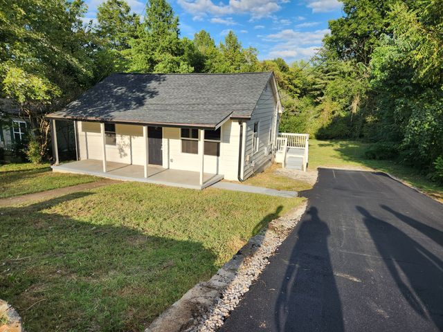 610 Bullock St, Columbia, TN 38401
