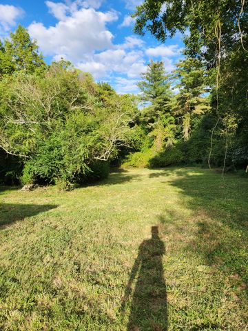 610 Bullock St, Columbia, TN 38401