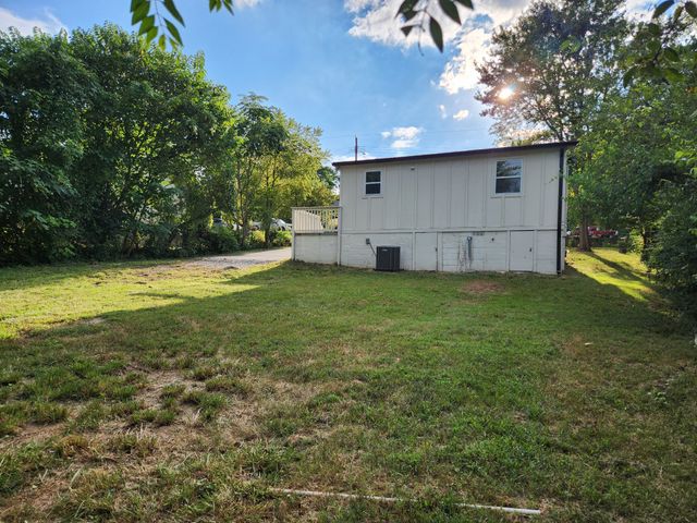 610 Bullock St, Columbia, TN 38401