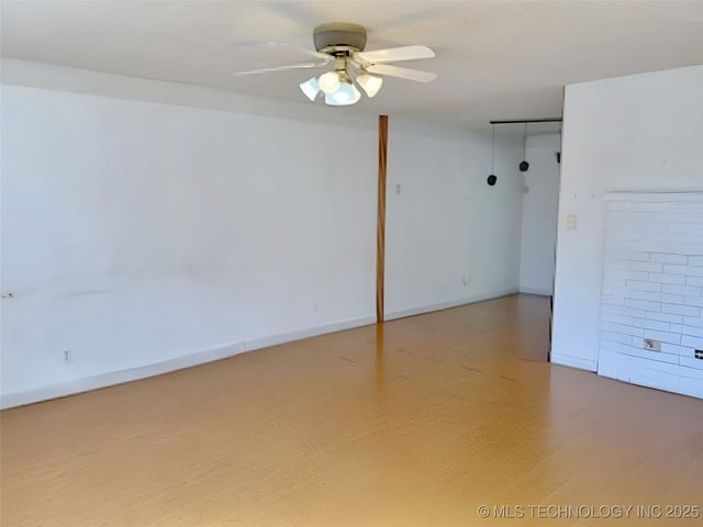 319 B SW, Ardmore, OK 73401