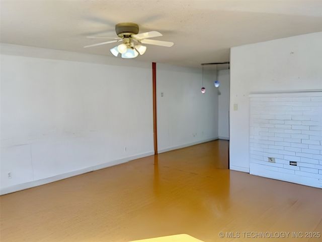 319 B SW, Ardmore, OK 73401