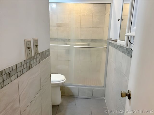 319 B SW, Ardmore, OK 73401