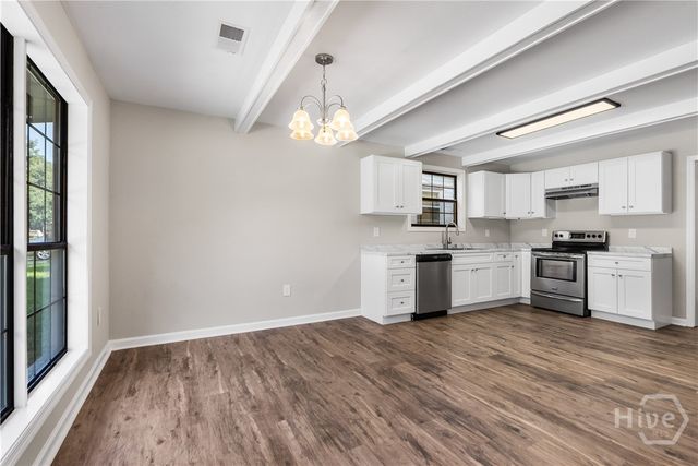2217 Iris Street, Savannah, GA 31406