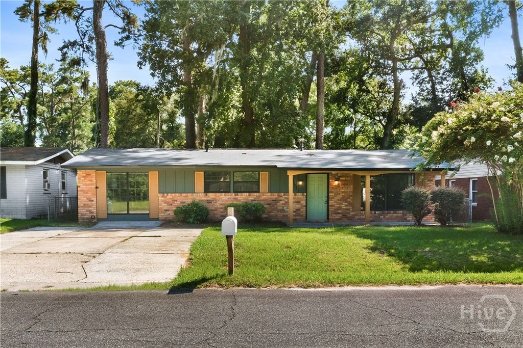 2217 Iris Street, Savannah, GA 31406
