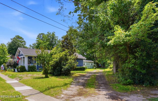 Lot 13r Pender Avenue, Wilmington, NC 28403