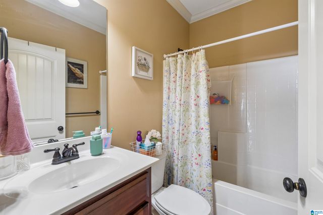 932 VALLEY CIRCLE, Leeds, AL 35094
