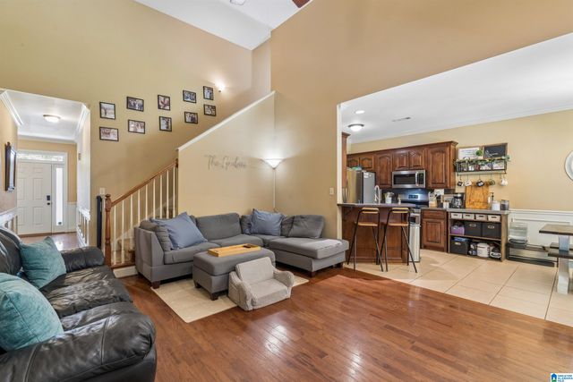 932 VALLEY CIRCLE, Leeds, AL 35094