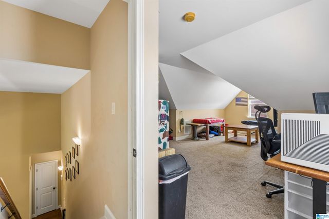 932 VALLEY CIRCLE, Leeds, AL 35094