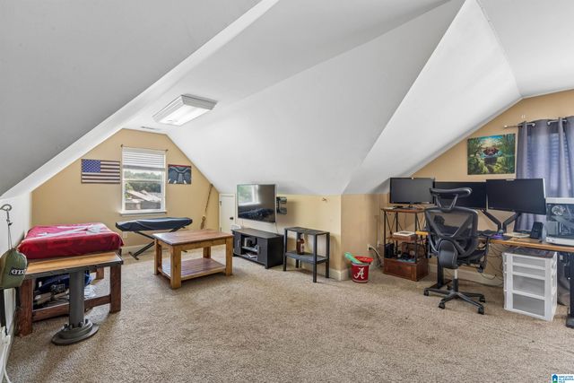 932 VALLEY CIRCLE, Leeds, AL 35094