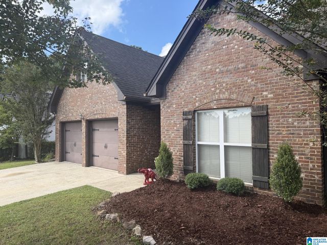 932 VALLEY CIRCLE, Leeds, AL 35094