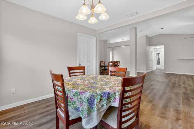 9614 MAYVILLE Drive E, Jacksonville, FL 32222