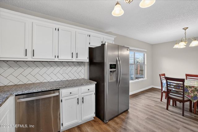 9614 MAYVILLE Drive E, Jacksonville, FL 32222