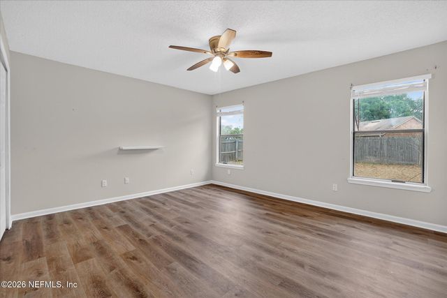 9614 MAYVILLE Drive E, Jacksonville, FL 32222