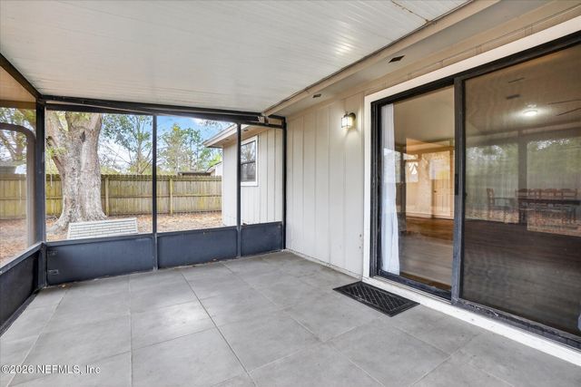 9614 MAYVILLE Drive E, Jacksonville, FL 32222