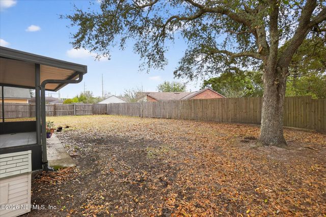 9614 MAYVILLE Drive E, Jacksonville, FL 32222