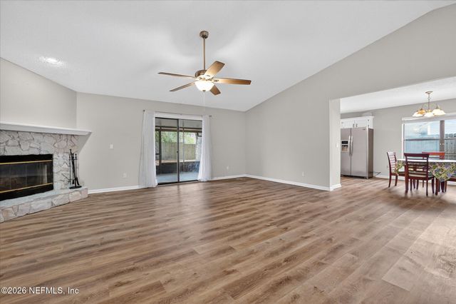 9614 MAYVILLE Drive E, Jacksonville, FL 32222