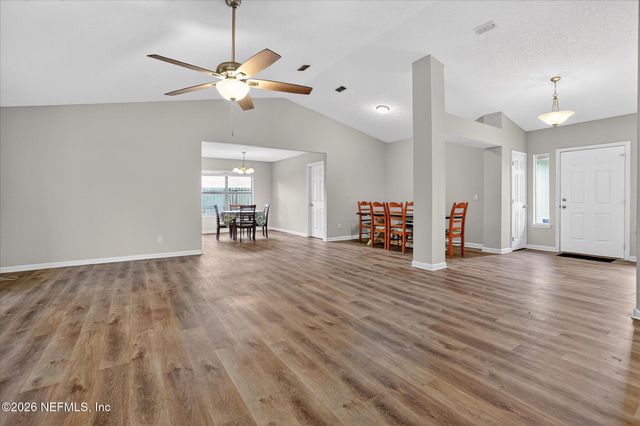 9614 MAYVILLE Drive E, Jacksonville, FL 32222