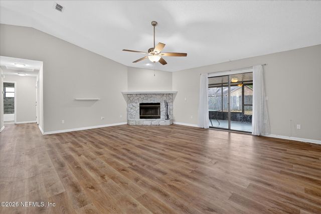 9614 MAYVILLE Drive E, Jacksonville, FL 32222