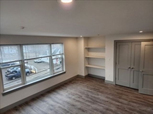 522 Bridge St 3, Weymouth, MA 02191