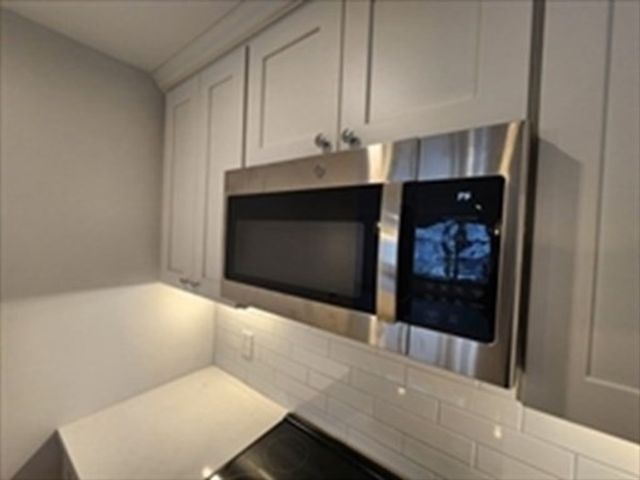 522 Bridge St 3, Weymouth, MA 02191