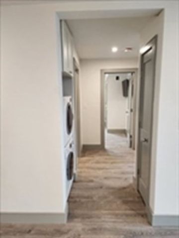 522 Bridge St 3, Weymouth, MA 02191